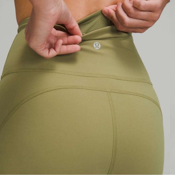 Lululemon Groove Super-High-Rise Crop 23” - Picture 3 of 8